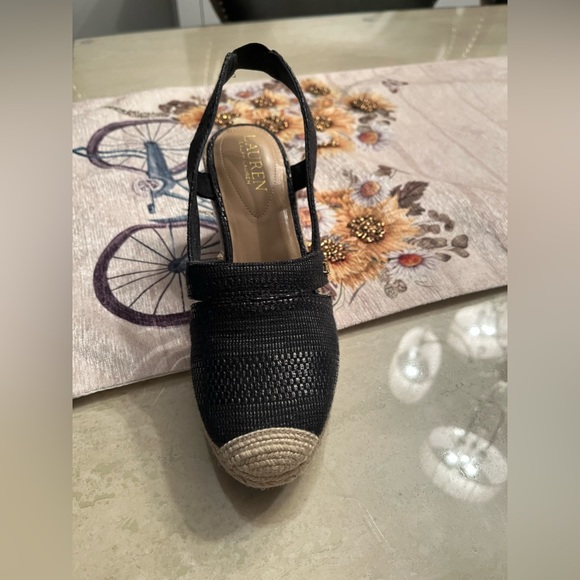 Ralph Lauren size 7 -brand new - Picture 2 of 4